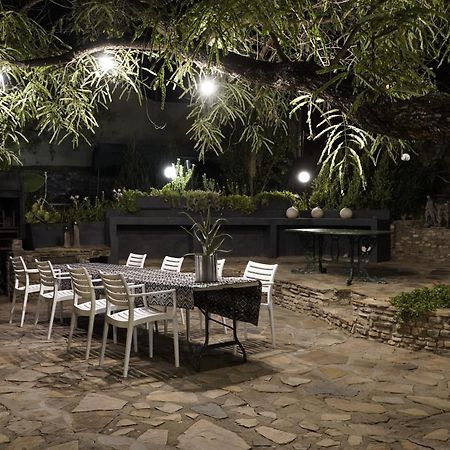 Alluring Self Catering 2 Bedroom Villa At Bokmakierie Villas Windhoek Exterior photo