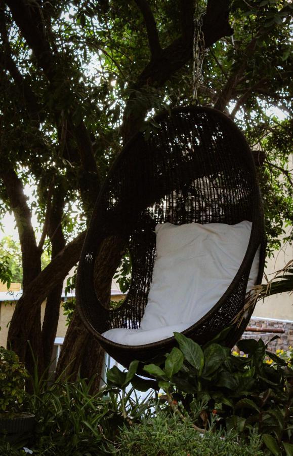 Alluring Self Catering 2 Bedroom Villa At Bokmakierie Villas Windhoek Exterior photo